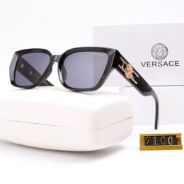 Versace 7100