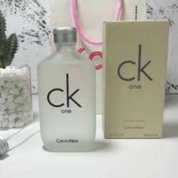 A185 CK one