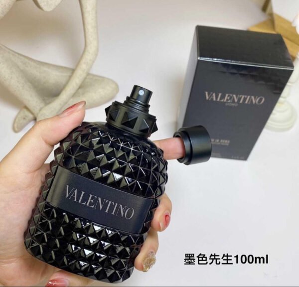 A222 Valentino Rockstud Noir