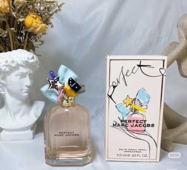 A240 Marc Jacobs perfect
