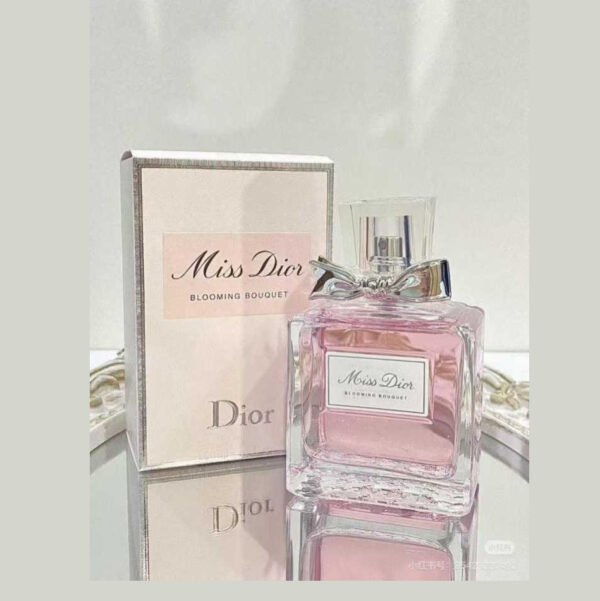 A4 Dior Miss EDP