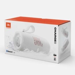 JBL Charge 6 white