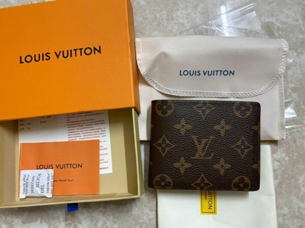 L002 LV Short Wallet Damier 60895