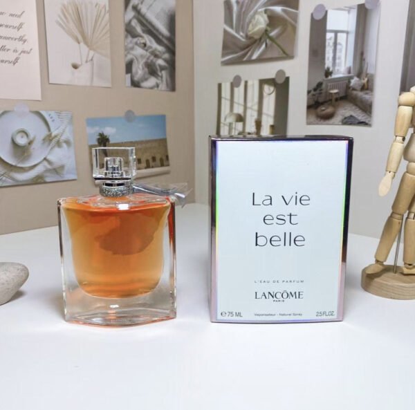 M5 LANCOME Lancome La Vie Est Belle 2012