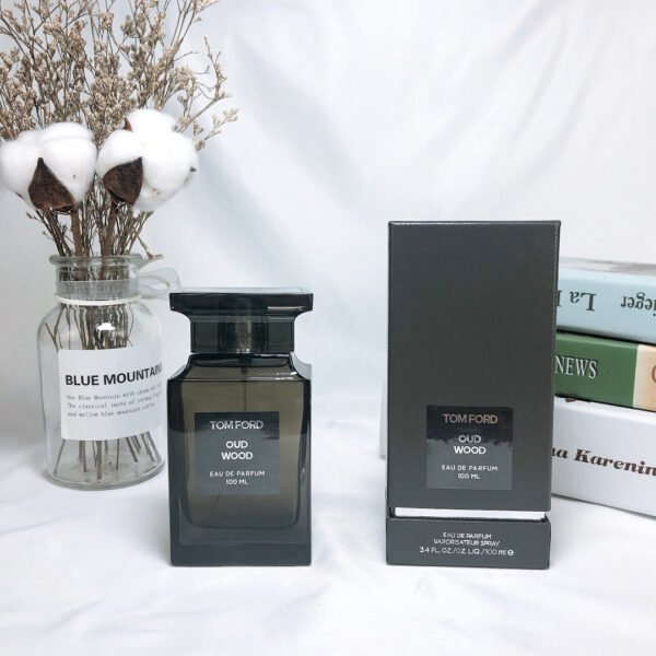 TF Tom Ford Ebony agarwood